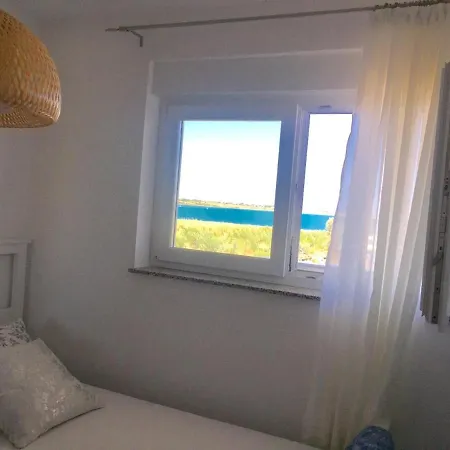 2 Bedroom Beatiful Apartment Inara G Apartment *