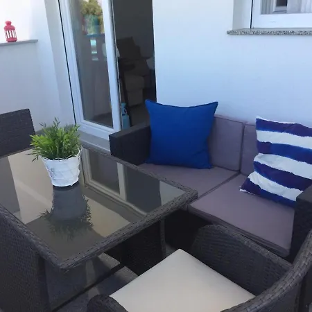 2 Bedroom Beatiful Apartment Inara G *