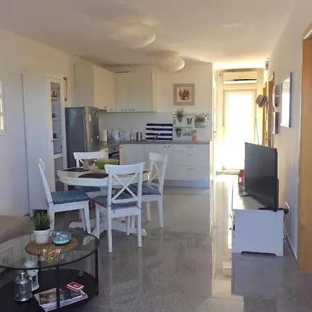 2 bedroom beatiful apartment Inara G Apartamento